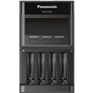 "Panasonic  ""Smart charge"" Charger 4-pos AA/AAA, BQ-CC65, with LCD
-  
  https://panasonic.ru/products/battery/eneloop/enchargers/BQ-CC65"